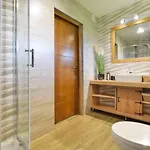 בקתה Na Budzu Z Jacuzzi *