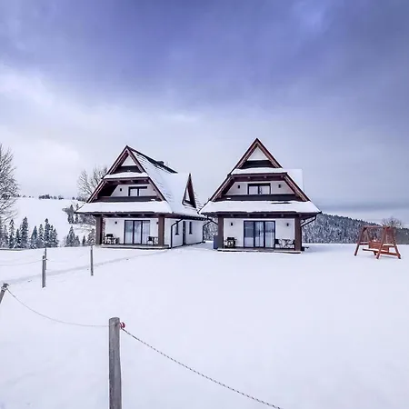 Na Budzu Z Jacuzzi Dağ evi