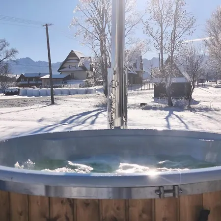 Na Budzu Z Jacuzzi בקתה זקופאנה