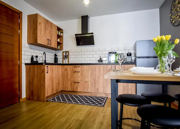 Na Budzu Z Jacuzzi Chalet *